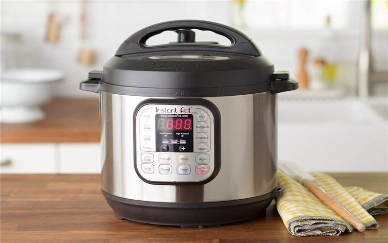 How to safely use a pressure cooker?