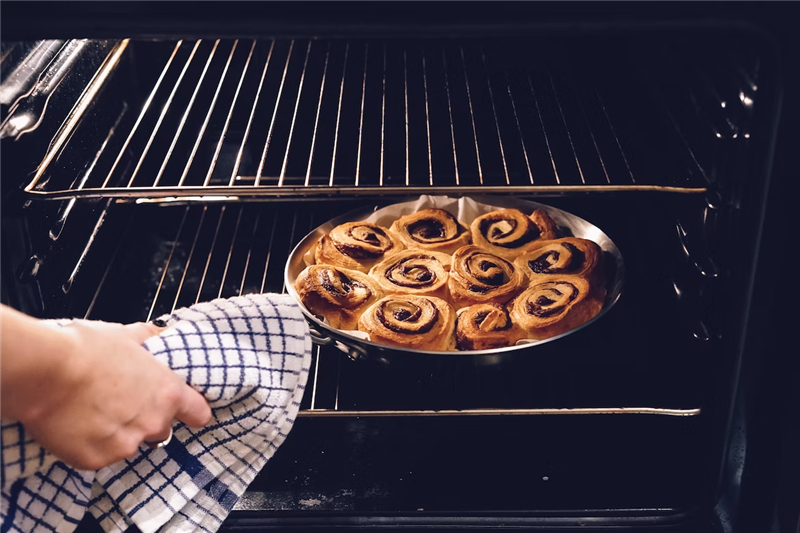 Oven use method